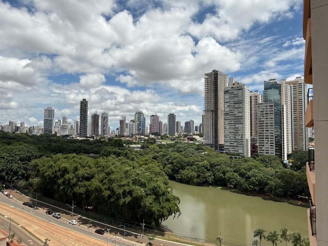 APARTAMENTO 2 SUITES E LAVABO - VISTA PARQUE AREIÃO