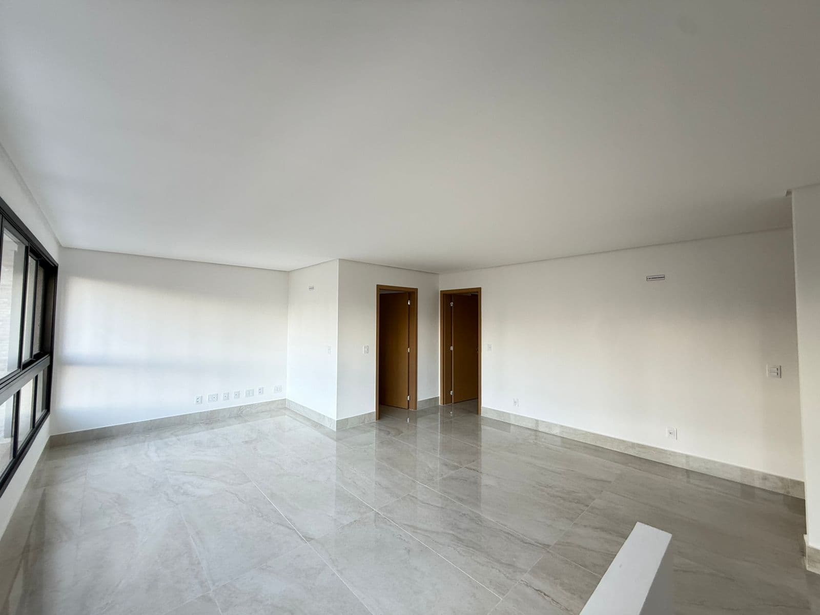 APARTAMENTO 2 SUITES NO SETOR BUENO - MAESTRO RESIDENZA