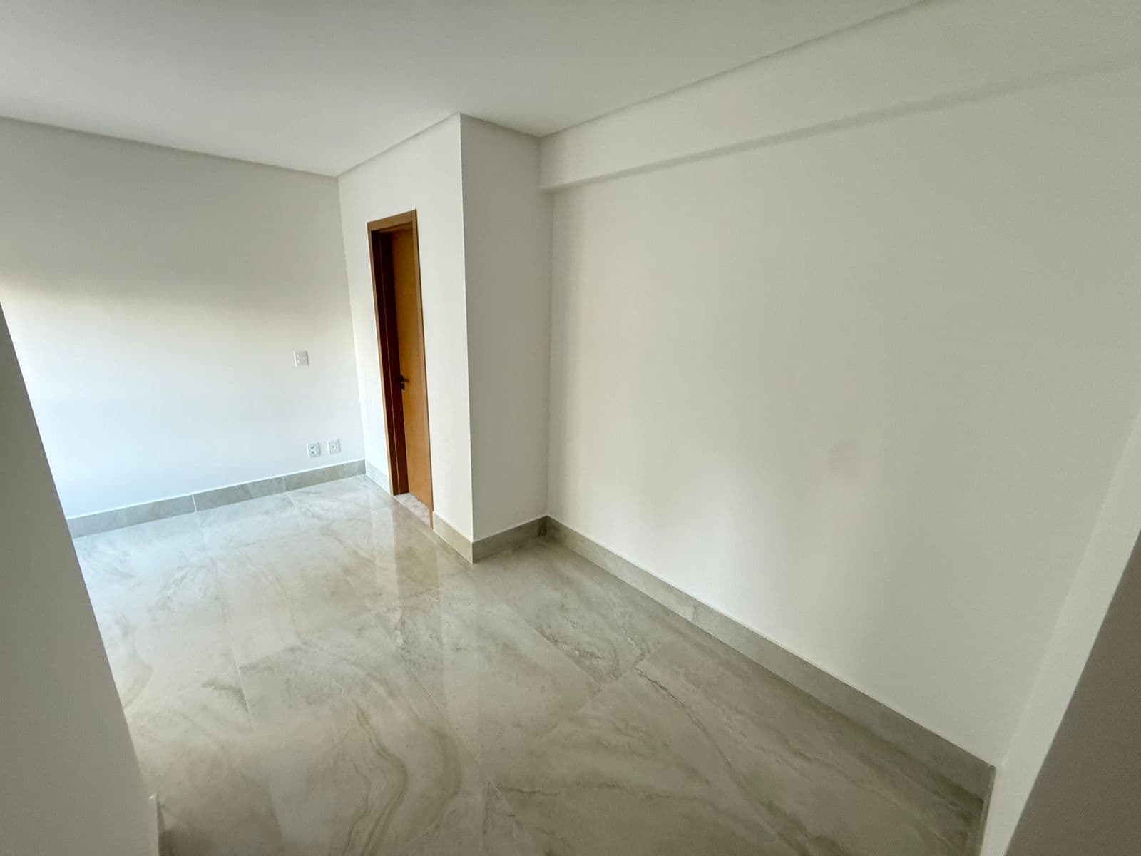 APARTAMENTO 2 SUITES NO SETOR BUENO - MAESTRO RESIDENZA