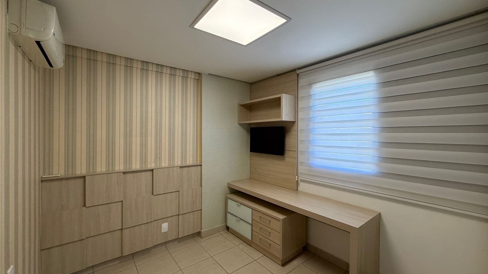APARTAMENTO 3 QUARTOS E 1 SUITE SETOR BUENO - SOUSA ANDRADE