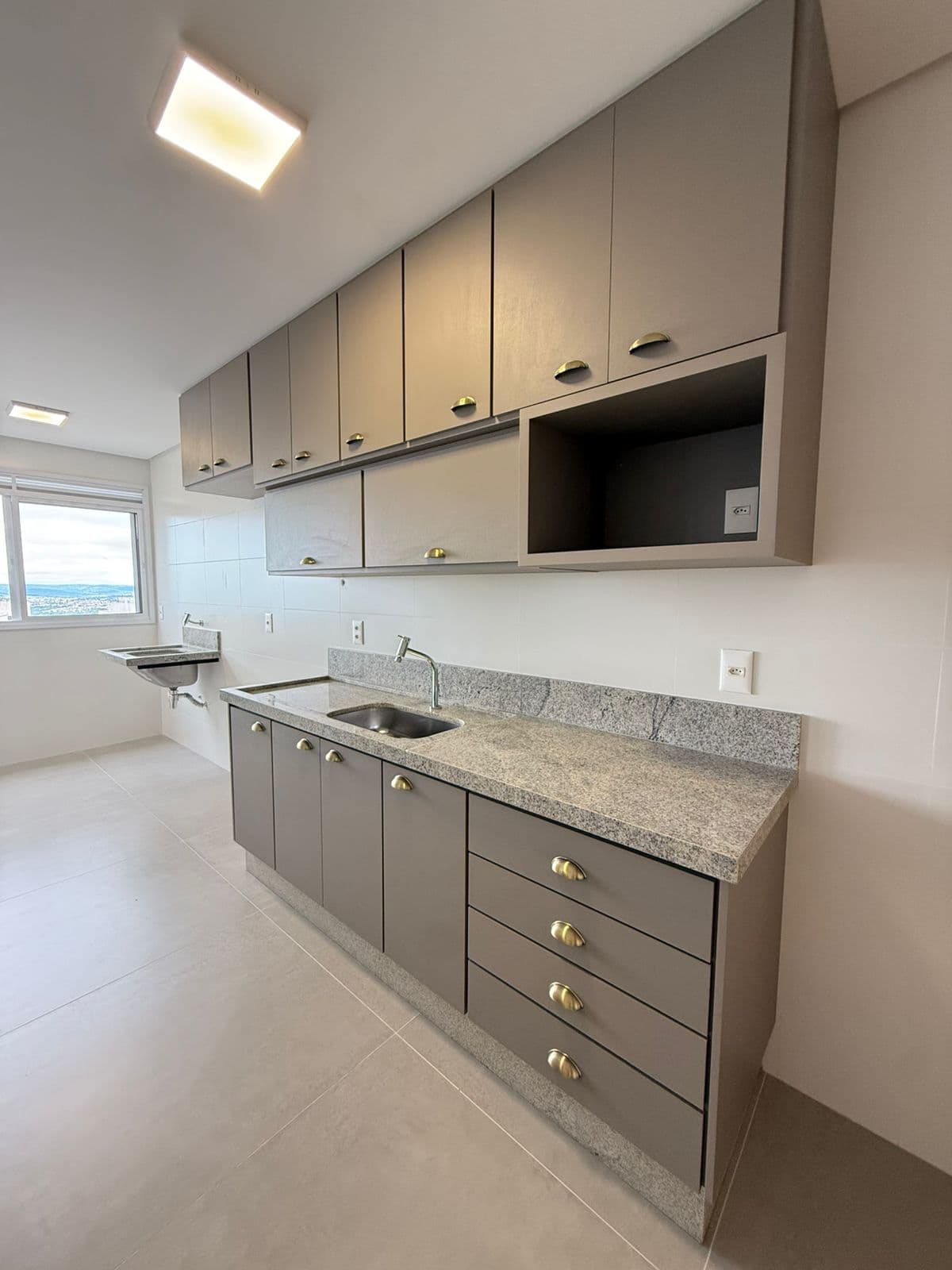 APARTAMENTO - 3 SUITES - 02 VAGAS - PARK LOZANDES- EURO PARQUE NORONHA