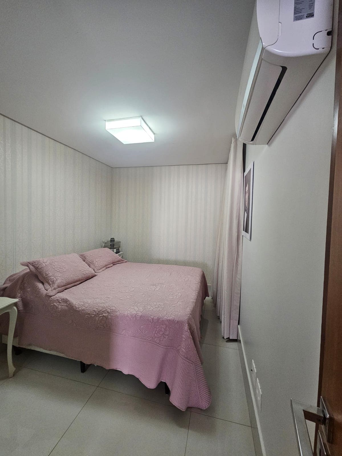 APARTAMENTO 3 SUITES - 2 VAGAS - SETOR BUENO - ATMOSPHERE FRONT PARK