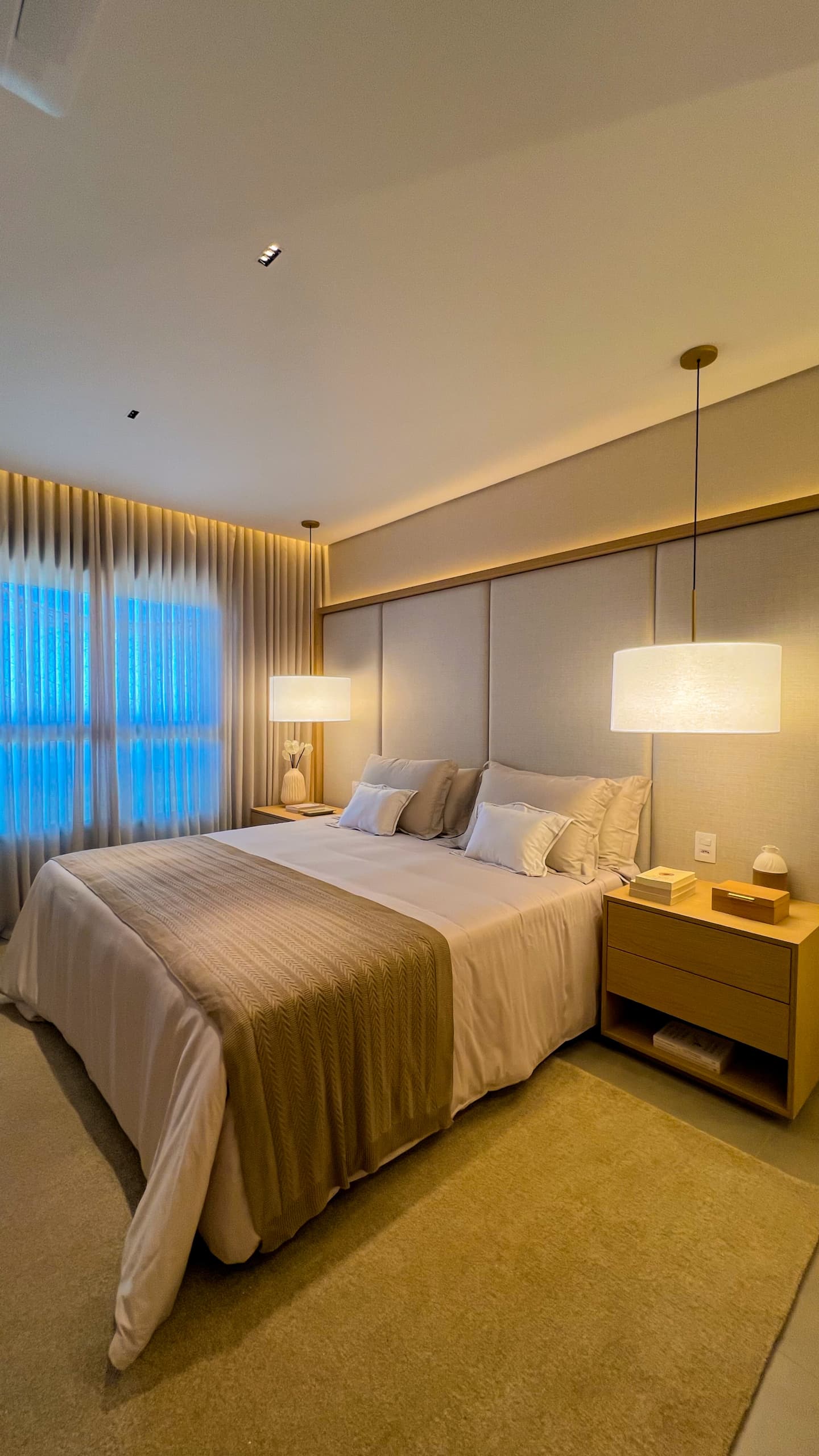 APARTAMENTO 3 SUITES - JARDIM GOIAS - ARTE SQUARE
