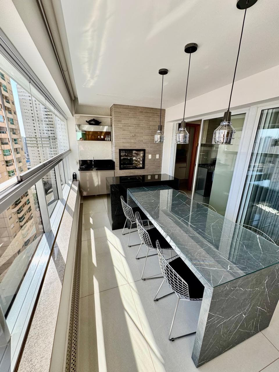 APARTAMENTO 3 SUITES NO SETOR BUENO - Persona Bueno