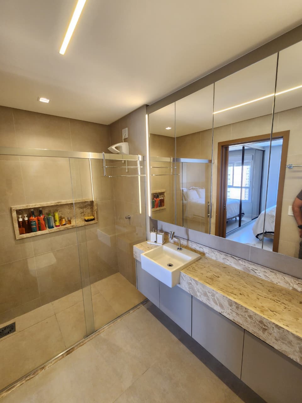 APARTAMENTO 3 SUITES NO SETOR BUENO - RESIDENCIAL GRAN MURANO