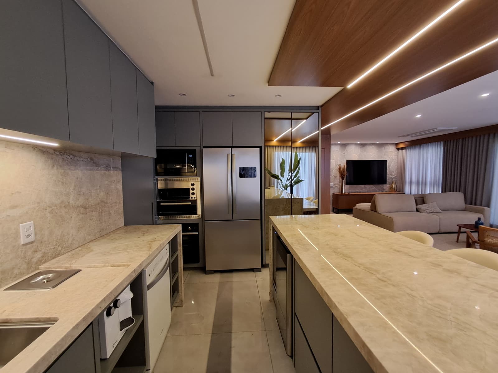 APARTAMENTO 3 SUITES NO SETOR MARISTA - VERO GOME GOURMET