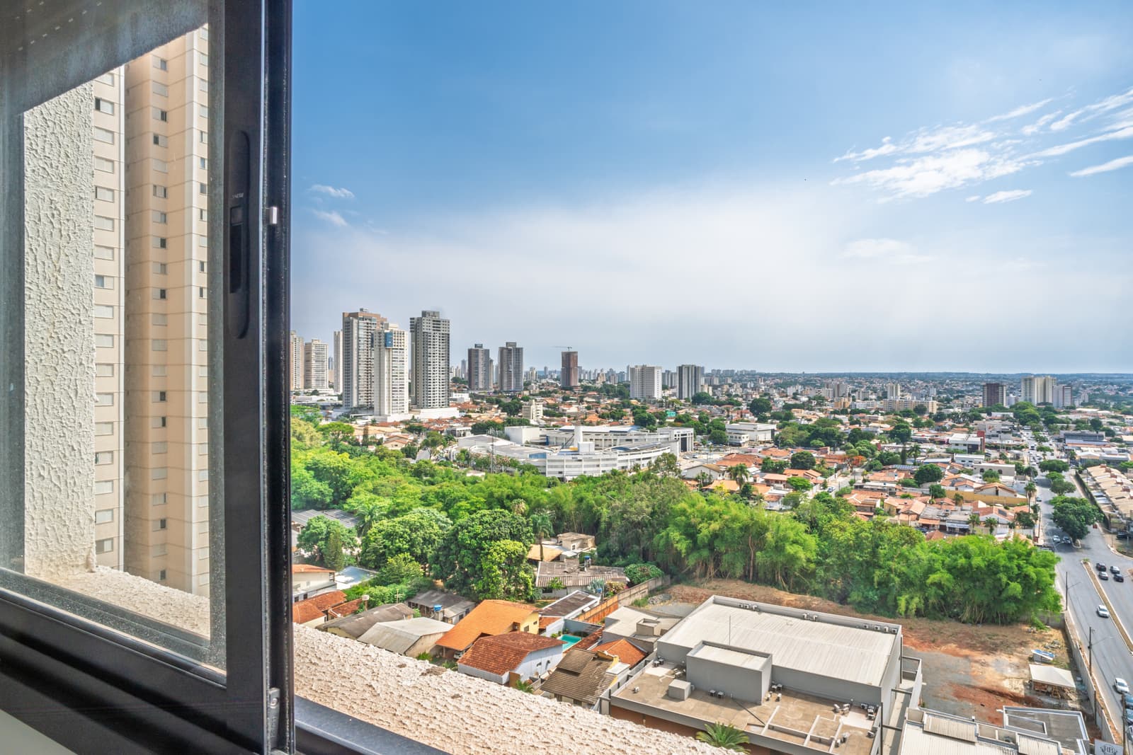 APARTAMENTO 3 SUITES PLENAS 02 VAGAS NO SETOR BUENO - SOHO BUENO
