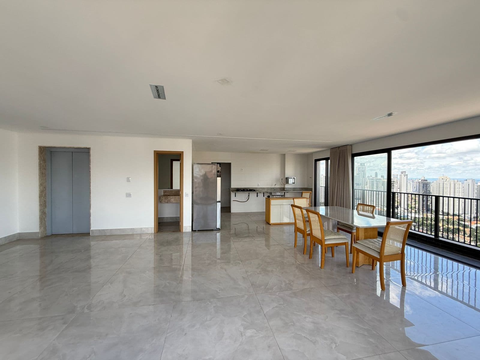 APARTAMENTO 3 SUITES - SETOR MARISTA - Vero Home Gourmet