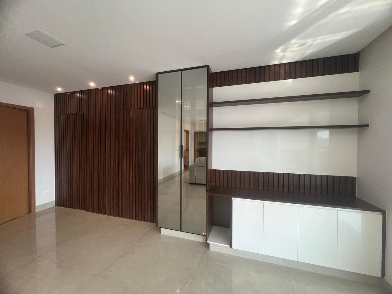 APARTAMENTO 4 QUARTOS 3 SUITES NO SETOR BUENO- GRAN EXCELLENCE