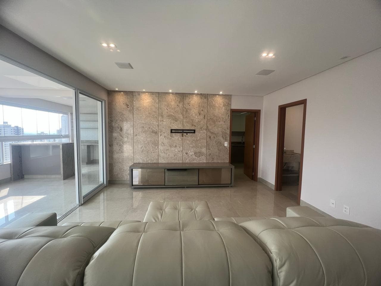 APARTAMENTO 4 QUARTOS 3 SUITES NO SETOR BUENO- GRAN EXCELLENCE