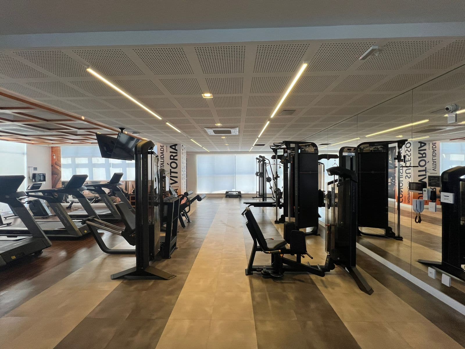 APARTAMENTO 4 SUITES - SETOR NOVA SUIÇA- MOBILIADO E DECORADO - KINGDOM PARK