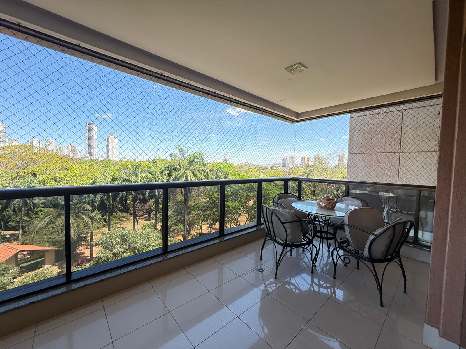 APARTAMENTO ALAMEDA GRAN RESERVA