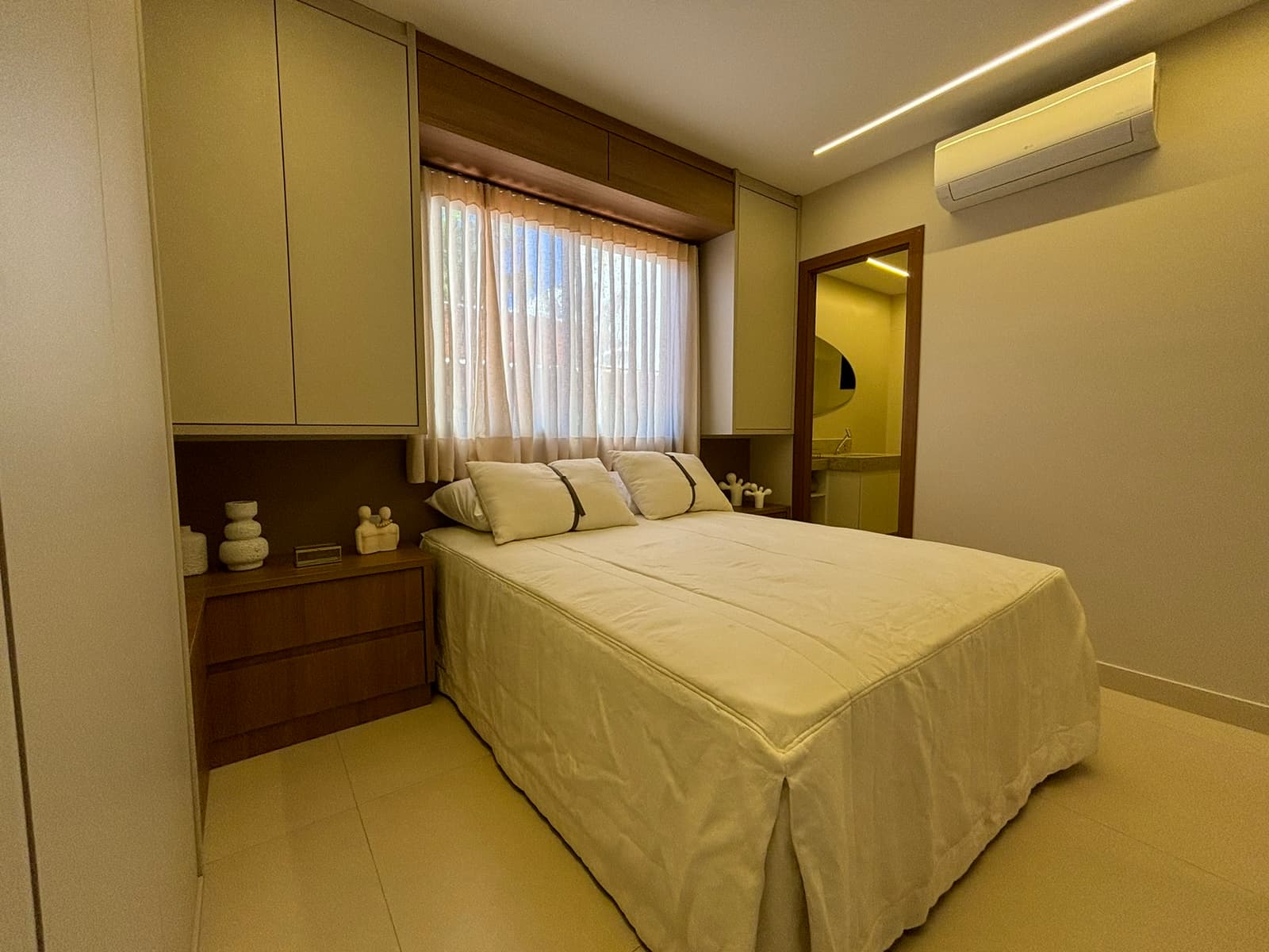 APARTAMENTO VILA ROSA 2 QUARTOS E SUITE - AZALEIA