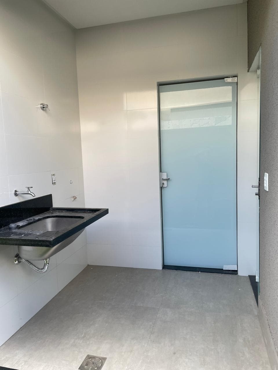 Casa Térrea em Condominio 4 suites plenas - Portal do Sol Garden