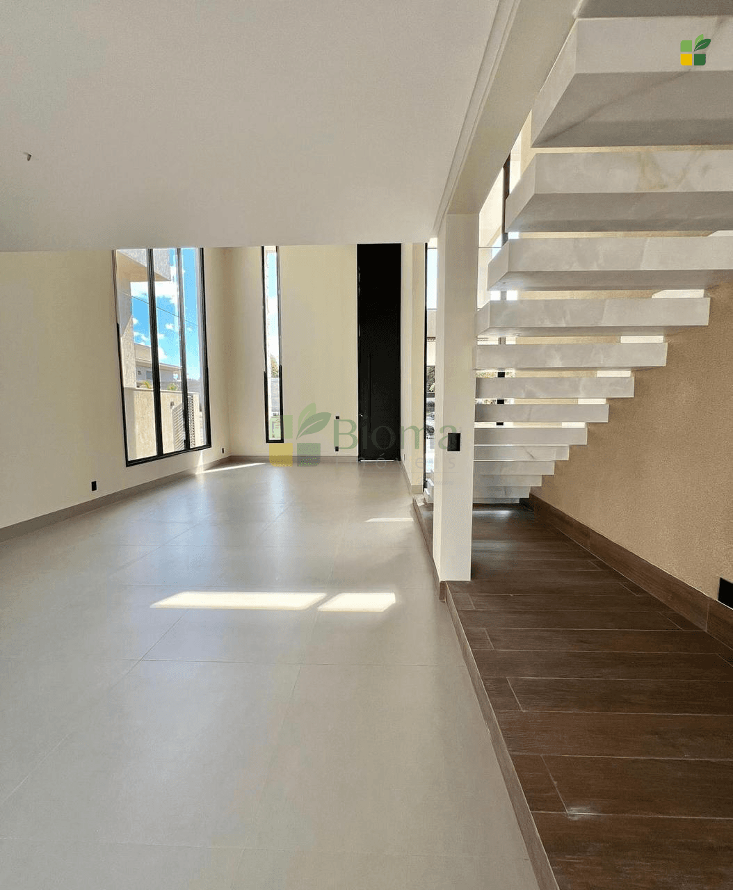 SOBRADO PORTAL SOL GREEN
